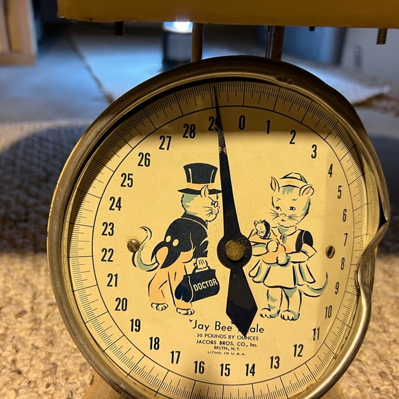 1930'S DETECTO CAST Vintage Iron Baby Scale - Picture 2 of 4